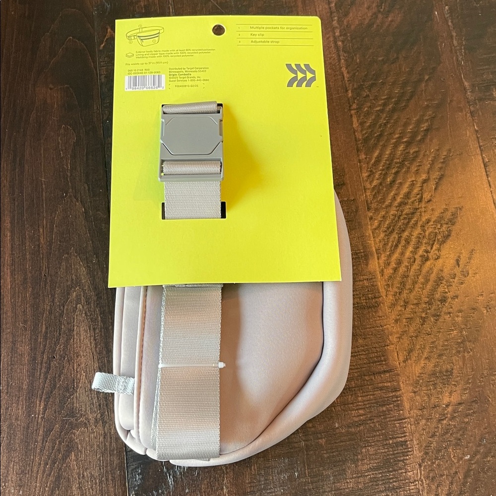 Premium Belt Bag - All In Motion™ - Gray - NWT - Picture 4 of 5